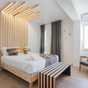  Apartment Airport Suites
